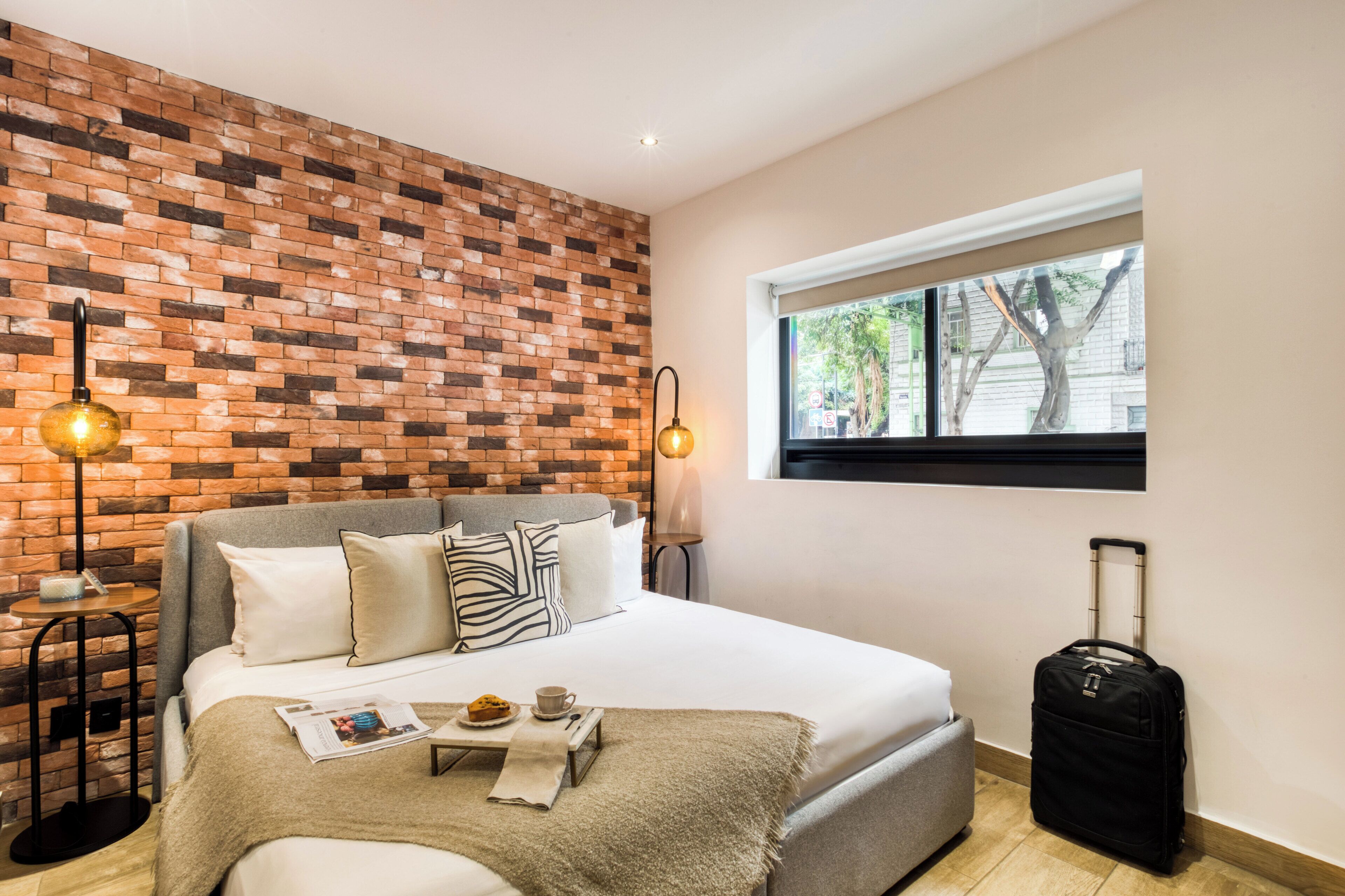 Estudio estándar | Edredón, decoración personalizada y muebles diferentes 