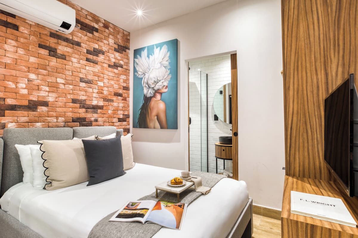 Standard Single Room | Down duvets, individually decorated, individually furnished