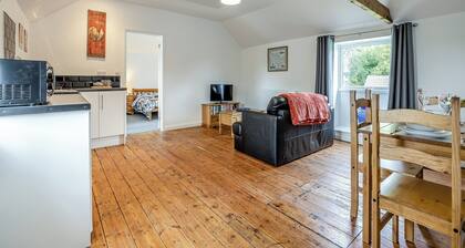 1 bedroom accommodation in Stickney, near Boston