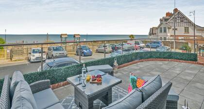 A wow factor, high-end, luxury ground floor apartment with amazing sea views.