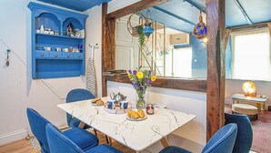 Dining - 2 bedroom accommodation in Polruan, near Fowey (Polruan, near Fowey)