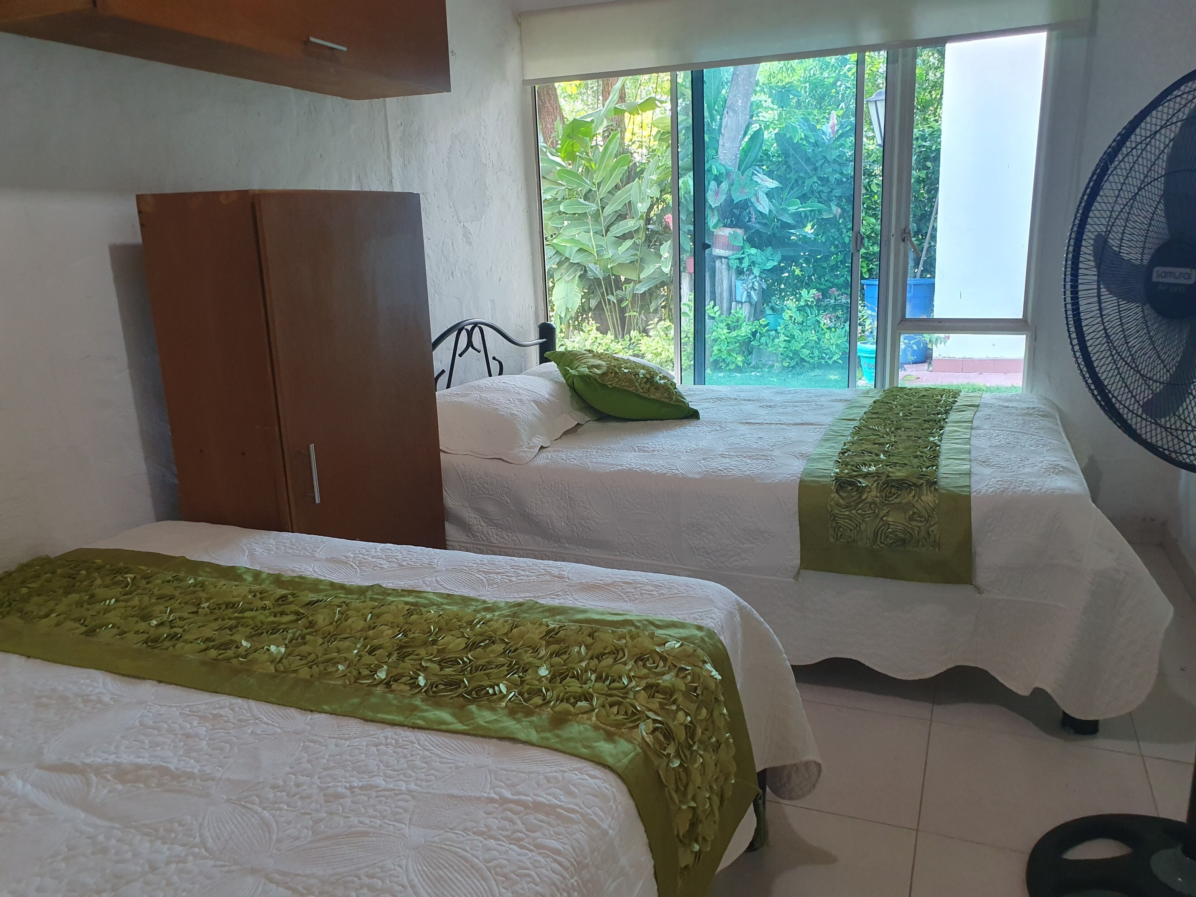 3 chambres, Wi-Fi gratuit, draps fournis