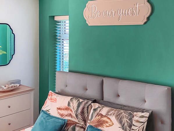 2 habitaciones, wifi gratis y ropa de cama