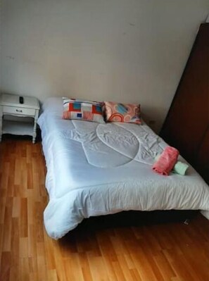 1 habitación y wifi 