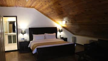 Deluxe-Doppelzimmer | Schallisolierte Zimmer, Bügeleisen/Bügelbrett, kostenloses WLAN