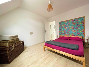 2 bedrooms, WiFi