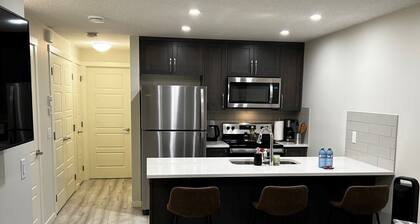 Cozy 1 bedroom apartment in Rockland Park NW Calgary