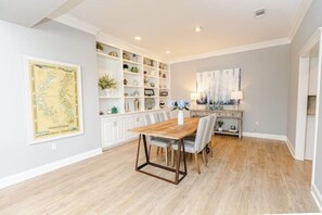 Dining - Main Street Loft (Natchez)