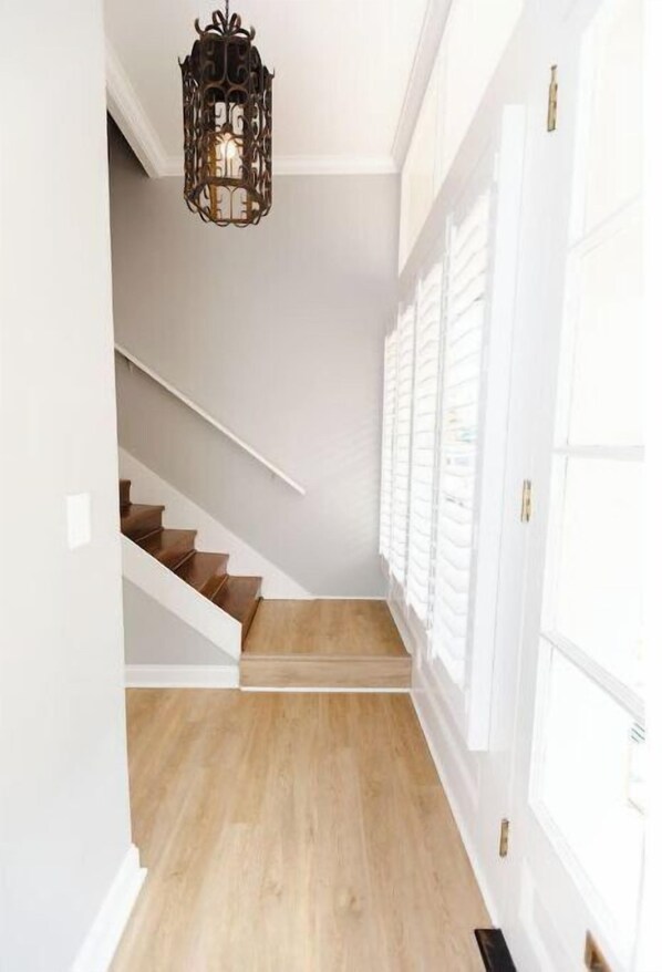 Interior - Main Street Loft (Natchez)