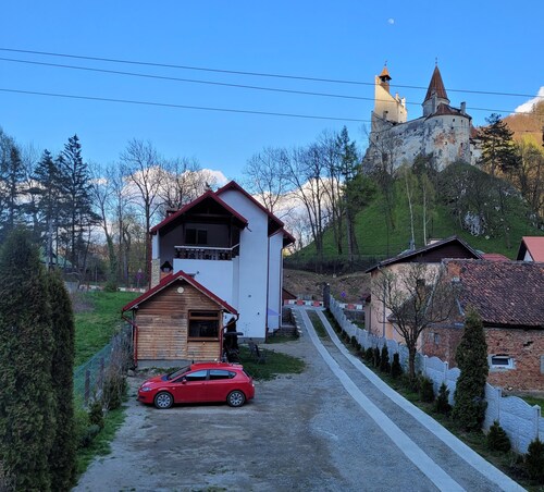 Casa/House Krista cozy house, 5 minutes from Bran Castle.