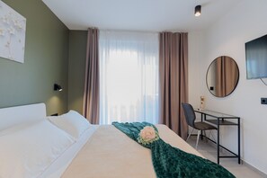 2 bedrooms, iron/ironing board, free WiFi, bed sheets - Stunning Villa Marea with a private pool (Vrsi)