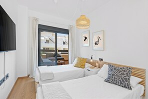 2 bedrooms, iron/ironing board, travel crib, free WiFi