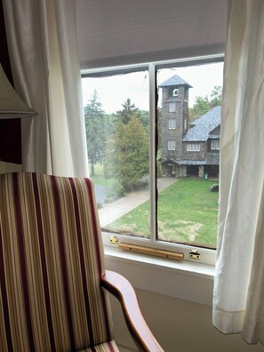 Traditional Room Non A/C | Iron/ironing board, free WiFi, bed sheets