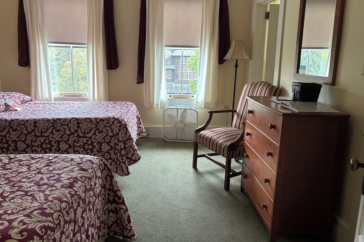 Traditional Room Non A/C