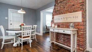 Dining - Restful and Charming Home in Eastport
(Annapolis)