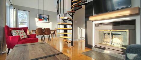 智能電視、壁爐