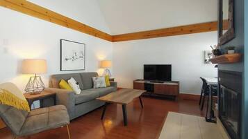 TV connectée, cheminée