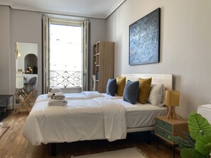 1 soverom, strykejern/-brett, wi-fi (inkludert) og sengetøy