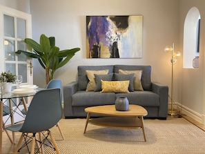 Televisie en een open haard