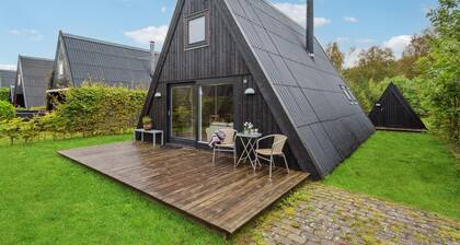 Gorgeous home in Farsø with kitchen