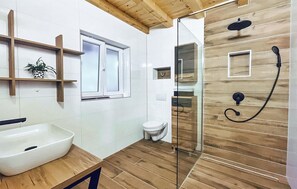 Shower, hair dryer - 2 bedroom - loft home Srijane (Srijane)