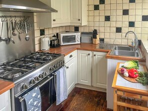 Highchair, cookware/dishes/utensils