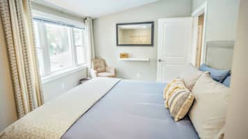 4 chambres, fer et planche à repasser, Wi-Fi gratuit, draps fournis