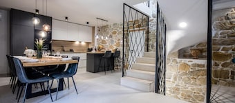 Gorgeous home in Mundanije with sauna