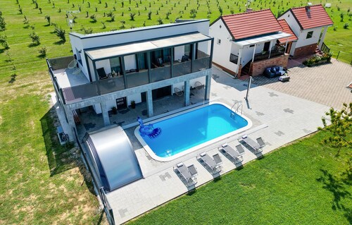 Amazing home in Sedlarica with sauna