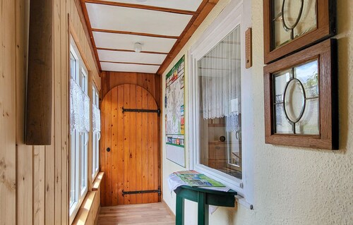 Beautiful home in Erfurt with kitchen