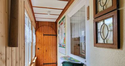 Beautiful home in Erfurt with kitchen