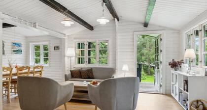 Beautiful home in Vig with WiFi