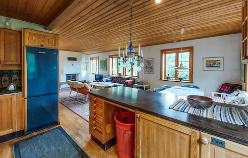 Nice home in Båstad with kitchen