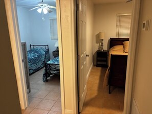2 bedrooms, desk, iron/ironing board, free WiFi