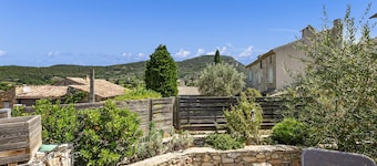 Beautiful home in Mollans-sur-Ouvèze