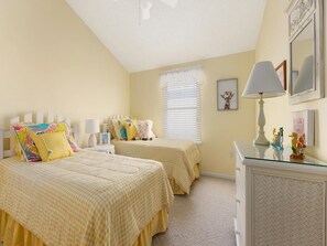 5 habitaciones, cuna de viaje y wifi gratis 