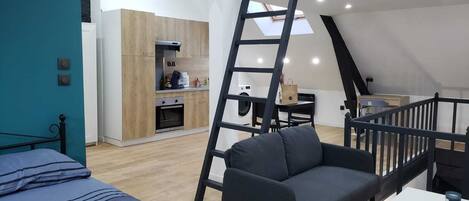 1 bedroom, WiFi, bed sheets