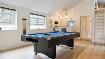 Spielezimmer