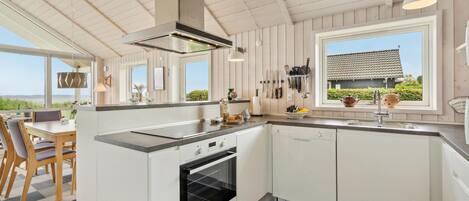 Geladeira, fogão, cooktop, lava-louças