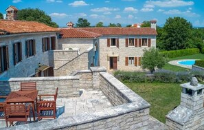 Outdoor dining - Gorgeous apartment in Pazin with WiFi (Pazin)