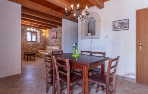 Dining - Gorgeous apartment in Pazin with WiFi (Pazin)