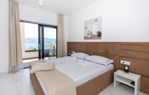 3 chambres, Wi-Fi gratuit, draps fournis