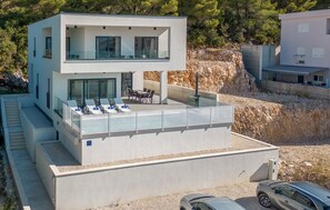 Exterior - Luxurious home in Komarna (Komarna)