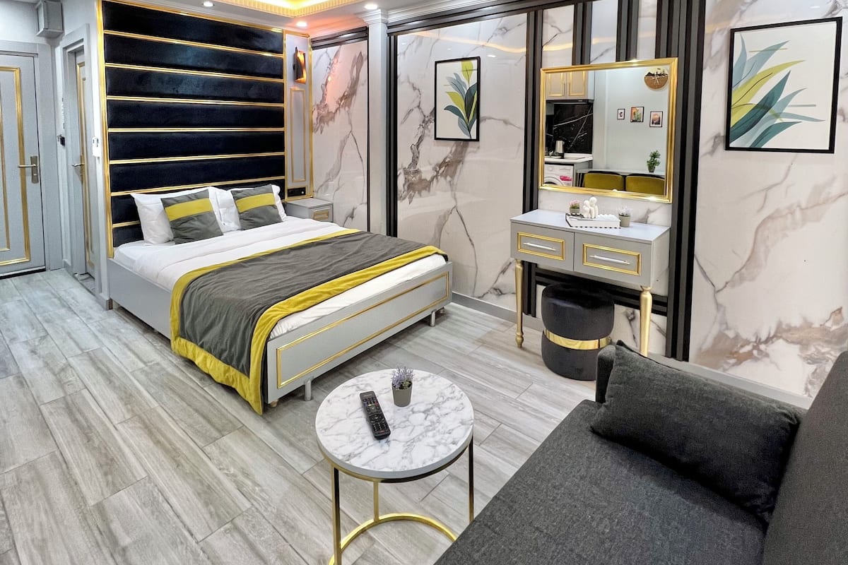 Familie appartement, 2 slaapkamers | Woonruimte | Flatscreentelevisie