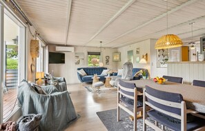 تلفزيون ذكي