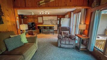 Smart TV, video games