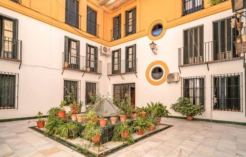 Amazing apartment in Carmona with WiFi