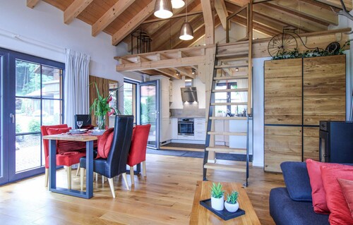 Nice home in Dietmannsried with WiFi