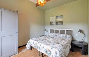 2 dormitorios, tabla de planchar con plancha, wifi gratis