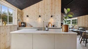 Fridge, dishwasher, coffee/tea maker